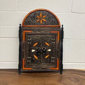 Moroccan Wooden Wall Mirror with Intricate Design and Doors